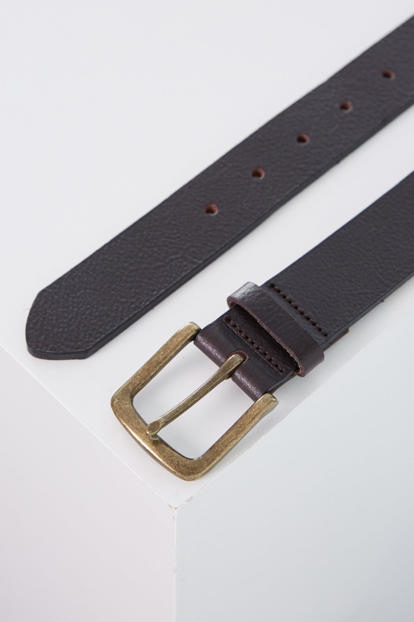 Baywood Tumbled Leather Belt