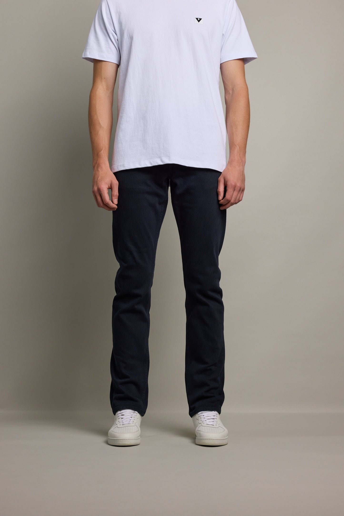 Nomad Taper Coloured Jean