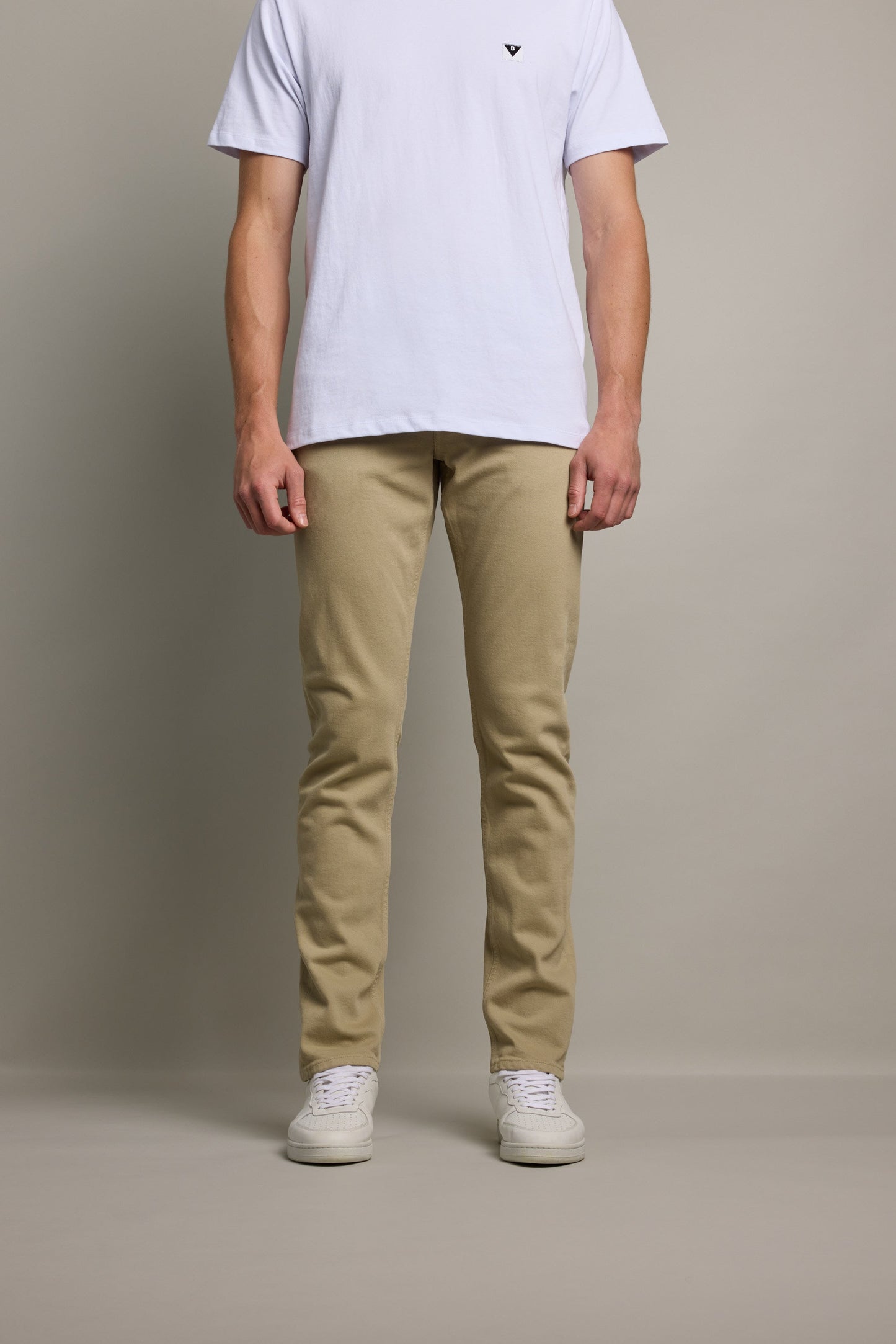 Nomad Taper Coloured Jean