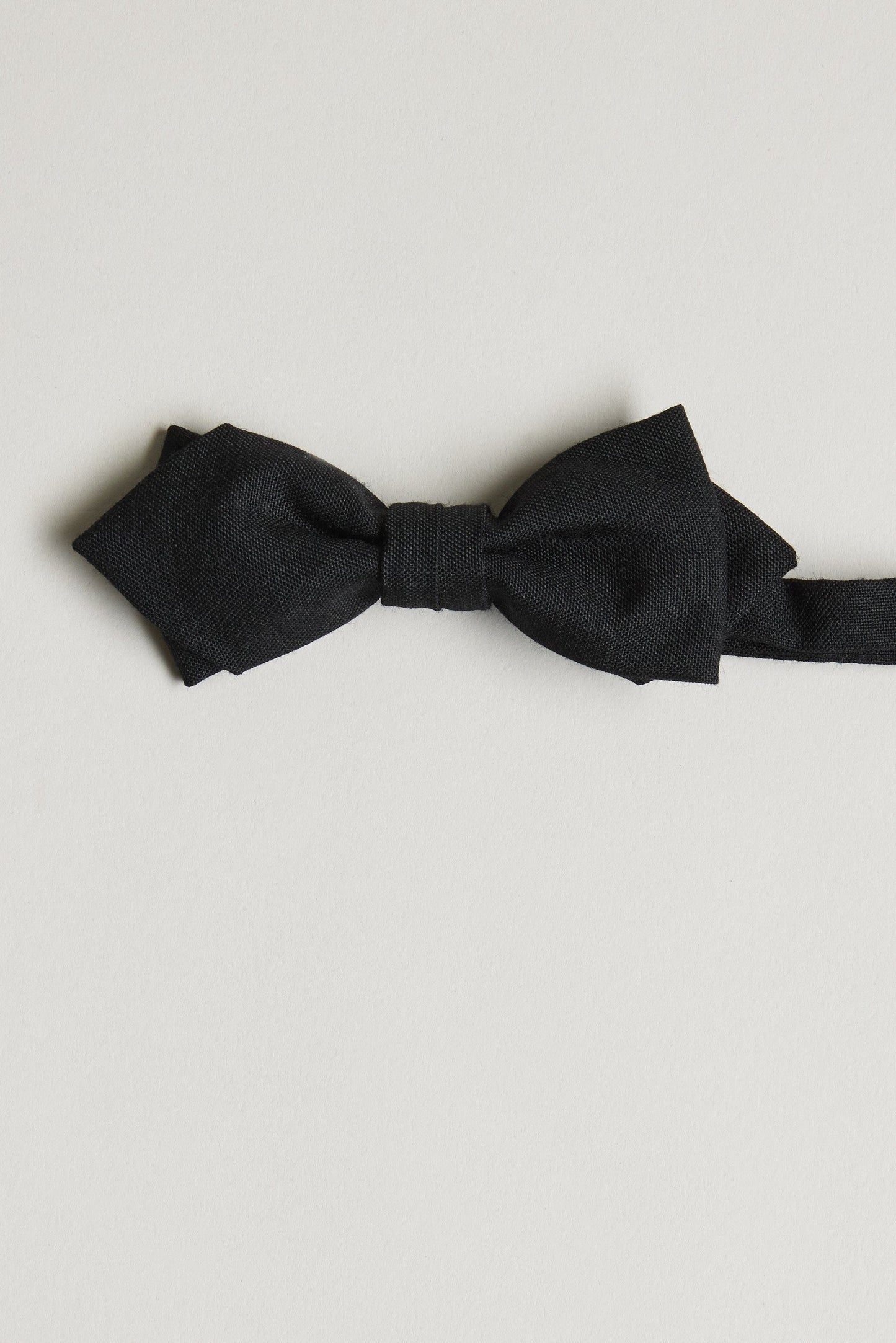 Glenoch Woollen Bow Tie