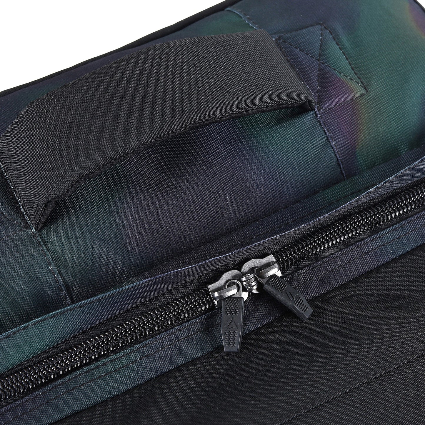 Surfanic Maxim 3.0 120L Roller Bag - Thermo Camo